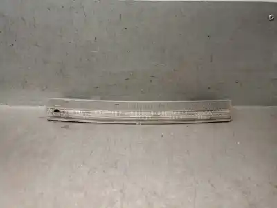 Peça sobressalente para automóvel em segunda mão farolim de travão central por citroen c4 lim. 1.6 16v referências oem iam 6350v2