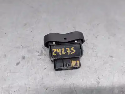 Peça sobressalente para automóvel em segunda mão botão / interruptor elevador vidro dianteiro esquerdo por dacia sandero 1.5 dci referências oem iam 8200602227  8200602227