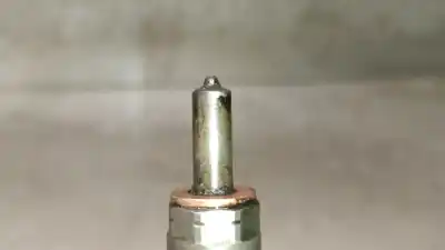 Second-hand car spare part injector for bmw 3 touring (e91) 320 d oem iam references 7797877  