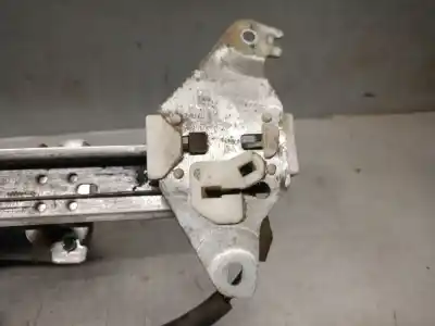Peça sobressalente para automóvel em segunda mão elevador de vidros dianteiro direito por nissan note (e11, ne11) 1.5 dci referências oem iam 807009u000  807009u000