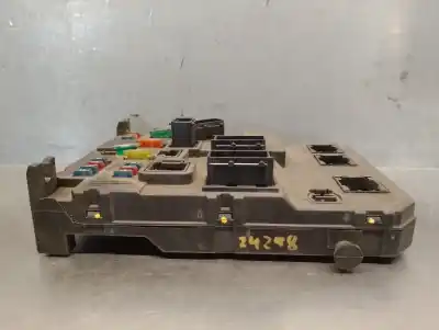 Second-hand car spare part fuse box unit for citroen c2 (jm_) 1.4 oem iam references 9650585780 a118085200 siemens 