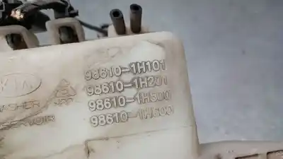 Second-hand car spare part windscreen washer bottle for kia cee'd fastback (ed) 1.4 oem iam references 986101h500  986101h500