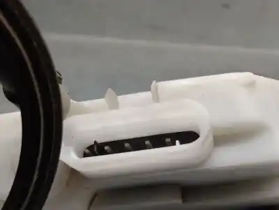 Peça sobressalente para automóvel em segunda mão fechadura da porta dianteira esquerda por citroen c2 (jm_) 1.4 referências oem iam 52187680  9135p9