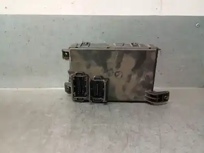 Second-hand car spare part fuse box unit for opel corsa d 1.3 16v cdti oem iam references 13286032  