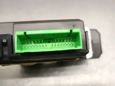 Peça sobressalente para automóvel em segunda mão botão / interruptor elevador vidro dianteiro esquerdo por volvo xc90 2.4 diesel cat referências oem iam 30773895  30658146