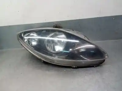 Second-hand car spare part right headlight for seat leon (1p1) 1.9 tdi oem iam references 5p1941006b