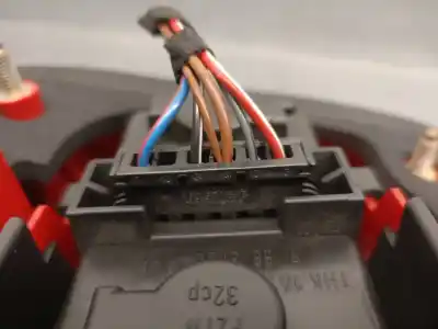 Second-hand car spare part left tailgate light for audi a6 berlina (4b2) 2.5 v6 24v tdi cat (aym) oem iam references 4b5945095b  4b5945095b