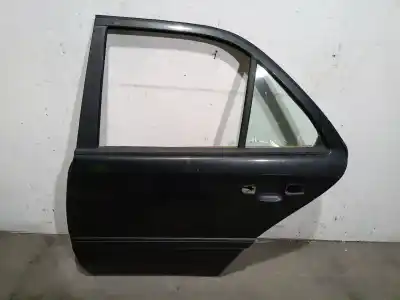 Peça sobressalente para automóvel em segunda mão PORTA DO AUTOMÓVEL TRASEIRA ESQUERDA por MERCEDES-BENZ CLASE C (W202) BERLINA 1.8 16V CAT Referências OEM IAM A2027301105  