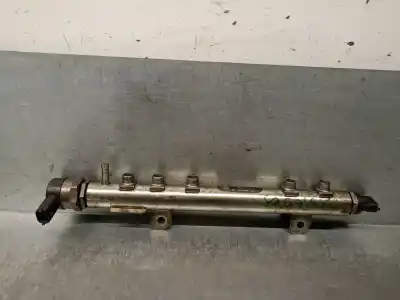 Pièce détachée automobile d'occasion RAMPE D'INJECTEUR pour OPEL CORSA D 1.3 16V CDTI Références OEM IAM 55211906  