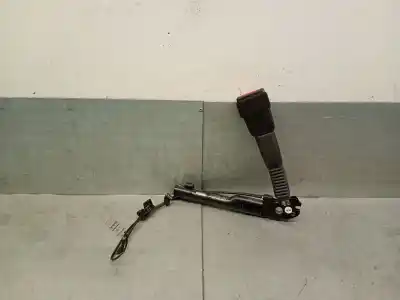 Pièce détachée automobile d'occasion PRETENSIONNEUR D'AIRBAG DROIT pour BMW SERIE 1 BERLINA (E81/E87) 2.0 16V Références OEM IAM 72117213564  