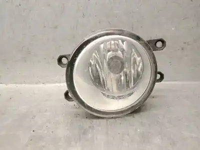 Peça sobressalente para automóvel em segunda mão FAROL / PROJETOR DE NEVOEIRO DIREITO por TOYOTA COROLLA VERSO (R1) 2.2 D-4D Sol Referências OEM IAM 812100D041  
