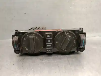 Second-hand car spare part heating / air conditioning control panel for mercedes-benz clase c (w202) berlina 1.8 16v cat oem iam references 2028300685