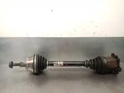 Tweedehands auto-onderdeel TRANSMISSIE LINKS VOOR voor AUDI A6 BERLINA (4B2) 2.5 V6 24V TDI CAT (AYM) OEM IAM-referenties 4B0407271BB  