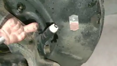 Second-hand car spare part rear left knuckle for bmw serie 3 compact (e46) 2.0 16v diesel cat oem iam references 33326774777  33326774777