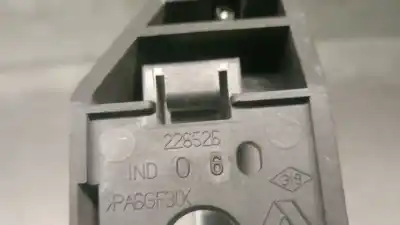 Second-hand car spare part exterior right front door handle for renault modus 1.4 16v oem iam references 7701475754 226526 7701475754