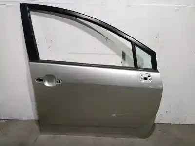 Second-hand car spare part front right door for toyota corolla verso (r1) 2.2 d-4d sport oem iam references 670010f011