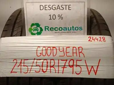 Recambio de automóvil de segunda mano de NEUMATICO/S para TOYOTA AVENSIS (_T25_) 2.0 D-4D (ADT250_) referencias OEM IAM 21550R1795W  