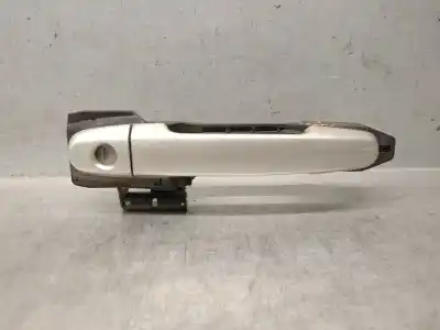 Second-hand car spare part exterior left front door handle for toyota corolla verso (r1) 2.2 d-4d sport oem iam references 6921105903