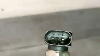 Second-hand car spare part distributor pipe for bmw 3 (e46) 320 d oem iam references 7787164 0445214030 bosch 13537805725