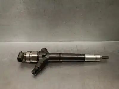 Piesă de schimb auto la mâna a doua INJECTOR pentru TOYOTA AVENSIS (_T25_) 2.0 D-4D (ADT250_) Referințe OEM IAM 236700R030  