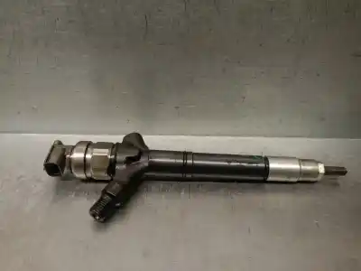 Piesă de schimb auto la mâna a doua INJECTOR pentru TOYOTA AVENSIS (_T25_) 2.0 D-4D (ADT250_) Referințe OEM IAM 236700R030  