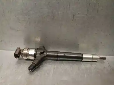 Piesă de schimb auto la mâna a doua INJECTOR pentru TOYOTA AVENSIS (_T25_) 2.0 D-4D (ADT250_) Referințe OEM IAM 236700R030  