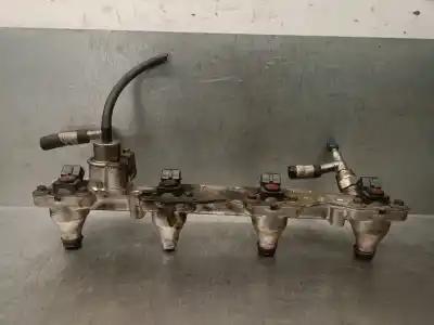 Peça sobressalente para automóvel em segunda mão RÉGUA / RAMPA DE INJETORES por FORD ESCORT BERL./TURNIER 1.8 16V CAT Referências OEM IAM 938F9D280  