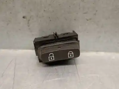 Pezzo di ricambio per auto di seconda mano interruttore per volvo s80 ii (124) d5 riferimenti oem iam 30710475