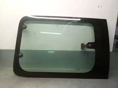 Pezzo di ricambio per auto di seconda mano FINESTRA POSTERIORE SINISTRA per RENAULT KANGOO (KC0/1_) 1.5 dCi Riferimenti OEM IAM 8200471133  