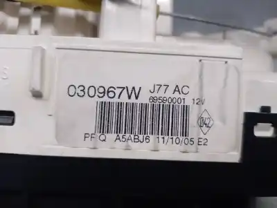 Peça sobressalente para automóvel em segunda mão comando de sofagem (chauffage / ar condicionado)  por renault modus 1.5 dci diesel referências oem iam 7701070472  7701070472