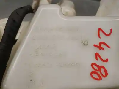 Peça sobressalente para automóvel em segunda mão depósito do limpa vidros por seat leon (kl1) 1.0 tsi referências oem iam 5ff955453 5wa955448 5wa955453a