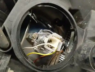 Second-hand car spare part left headlight for citroen berlingo 1.9 d multispace oem iam references 6204ax  6204ax