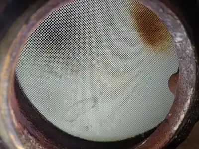 Peça sobressalente para automóvel em segunda mão catalisador / filtro de particulas por dacia dokker 1.5 blue dci diesel fap cat referências oem iam 208a02899r h8201685182 faurecia 208a00832r