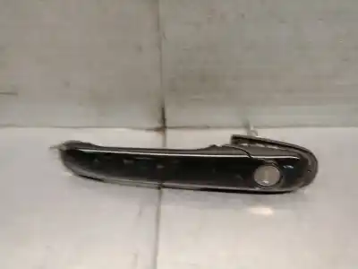 Pezzo di ricambio per auto di seconda mano maniglia esterna anteriore sinistra per volkswagen polo berlina (6n2) 1.4 tdi riferimenti oem iam 6n0837207a