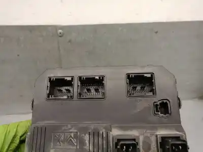 Second-hand car spare part fuse box unit for citroen berlingo 1.9 d multispace oem iam references 9653667580  9653667580