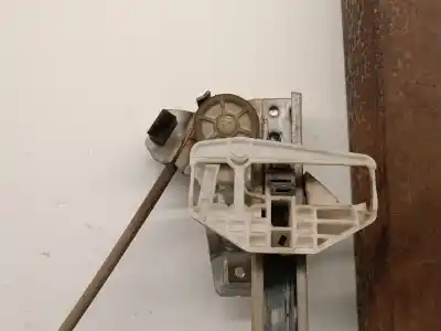 Second-hand car spare part driver left window regulator for citroen berlingo 1.9 d multispace oem iam references 9221a4  9221a4