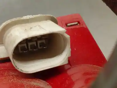 Second-hand car spare part right tailgate light for audi a4 b6 avant (8e5) 1.9 tdi oem iam references 8e9945096a  8e9945096a