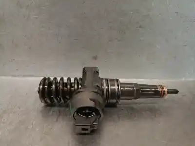Second-hand car spare part INJECTOR for VOLKSWAGEN GOLF V BERLINA (1K1) 1.9 TDI OEM IAM references 038130073AG  