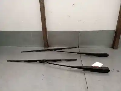 Second-hand car spare part FRONT RIGHT WINDSHIELD WIPER ARM for FORD TRANSIT FURGONETA (FA_ _) 2.4 TDCi 4x4 OEM IAM references YC1517526DA  