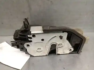 Peça sobressalente para automóvel em segunda mão fechadura da porta dianteira esquerda por bmw 3 (e90) 318 d referências oem iam 51217202143  51217202143