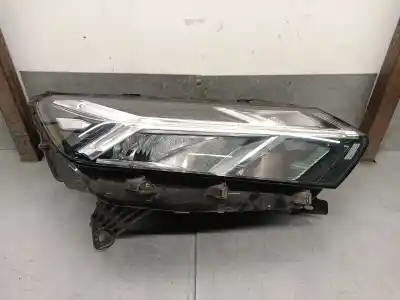 Second-hand car spare part right headlight for dacia sandero iii 1.0 tce 90 oem iam references 260102586r