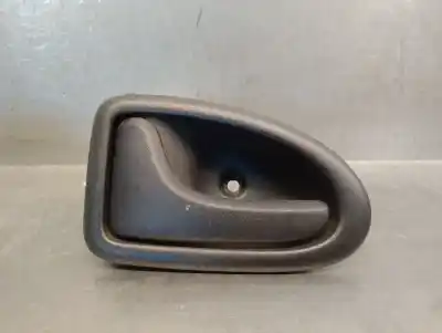 Peça sobressalente para automóvel em segunda mão PUXADOR INTERIOR TRASEIRO ESQUERDO por RENAULT CLIO II FASE I (B/CBO) 1.2 Referências OEM IAM 7700423887  