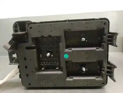 Second-hand car spare part fuse box unit for chevrolet aveo 1.3 diesel cat oem iam references 95180488  