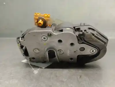 Second-hand car spare part rear left door lock for chevrolet aveo 1.3 diesel cat oem iam references 13579545  13579545