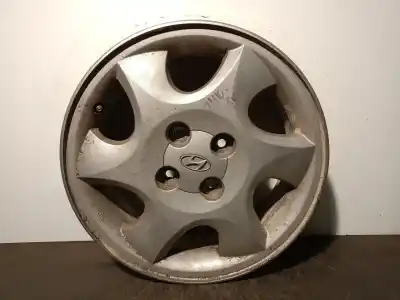 Pezzo di ricambio per auto di seconda mano Cerchione in lega per HYUNDAI GETZ (TB) 1.6 GLS 105 CV / 77 KW Riferimenti OEM IAM 529101C200  