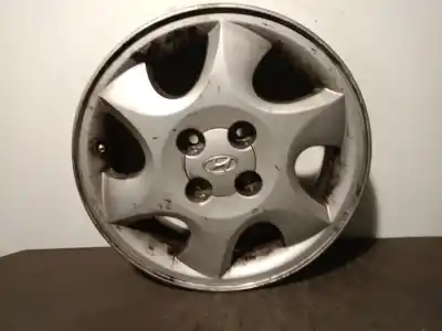 Pezzo di ricambio per auto di seconda mano Cerchione in lega per HYUNDAI GETZ (TB) 1.6 GLS 105 CV / 77 KW Riferimenti OEM IAM 529101C200  