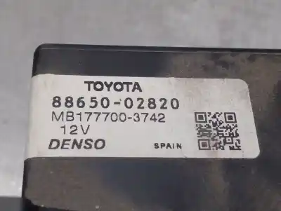 Second-hand car spare part electronic module for toyota auris 1.8 16v (híbrido) oem iam references 8865002820  