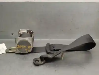 Peça sobressalente para automóvel em segunda mão CINTO DE SEGURANÇA TRASEIRO DIREITO por TOYOTA AURIS 1.8 16V (Híbrido) Referências OEM IAM 7336002510C1  