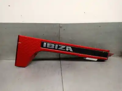 Pezzo di ricambio per auto di seconda mano FANALE POSTERIORE SINISTRO NELLA PORTA per SEAT IBIZA (6K) 1.6 Riferimenti OEM IAM A2810881  