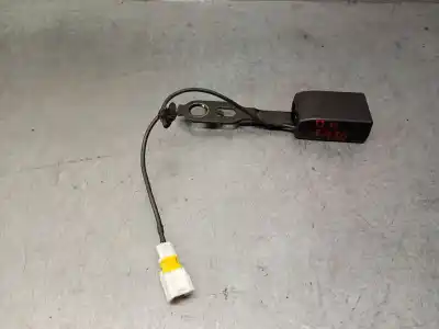 Peça sobressalente para automóvel em segunda mão chicote / encaixe cinto segurança dianteiro direito por citroen jumpy furgón (v_) 2.0 bluehdi 120 referências oem iam 98083807xt